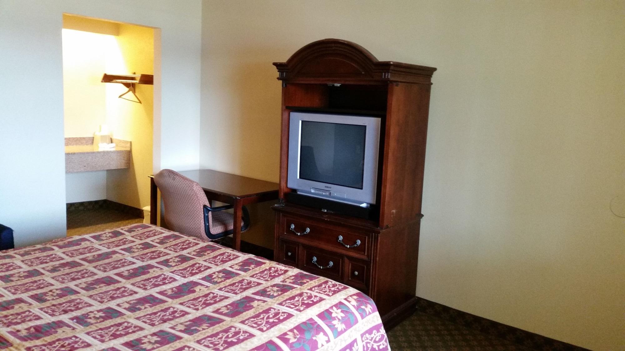 Travel Inn Motel Hartford Bagian luar foto